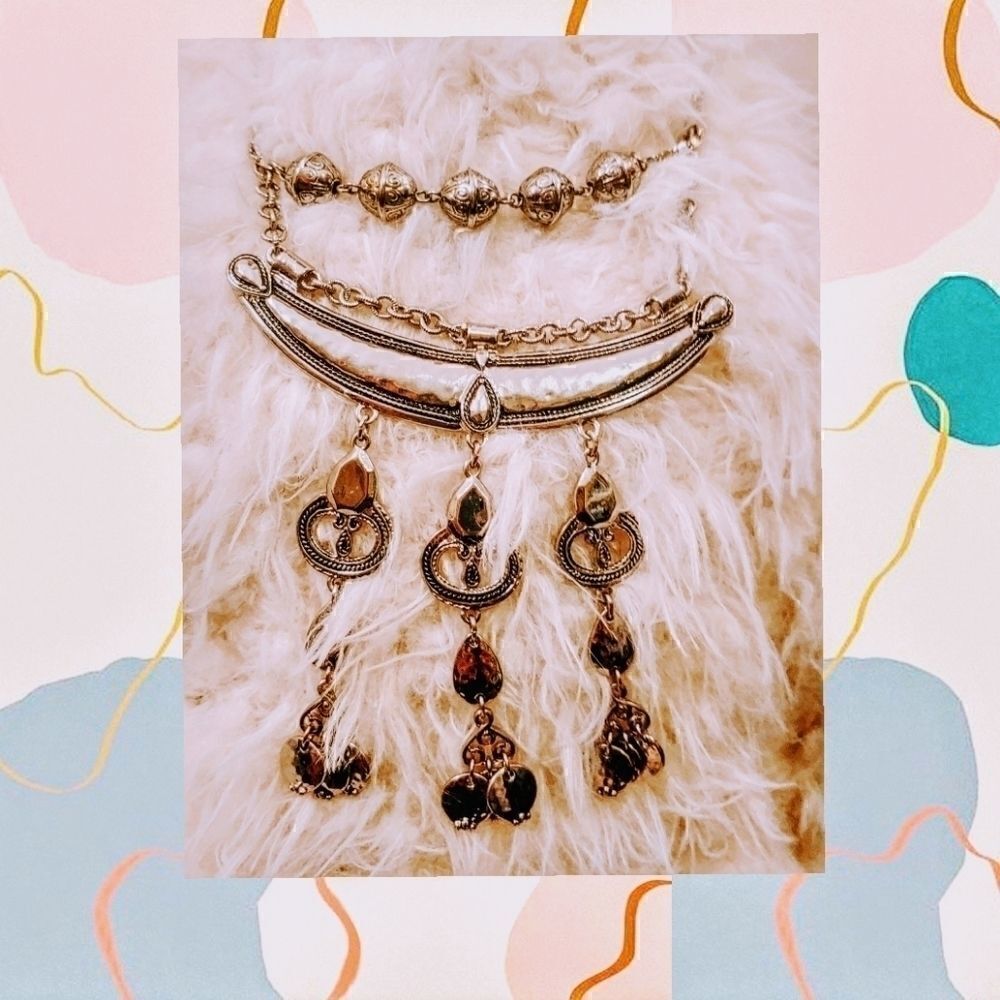Women's Statement Necklace  